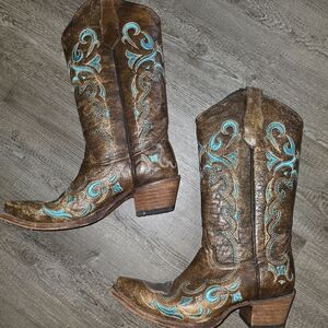 Women's Boots